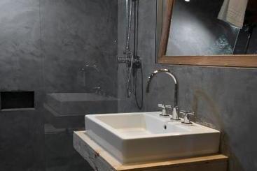 ベッドアンドブレックファースト Les Mazots Du Clos