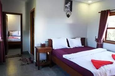 Resort Bamboo Bungalow