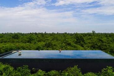 استراحتگاه The Beige