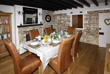 Aamiaismajoitus (B&B) Rose Cottage