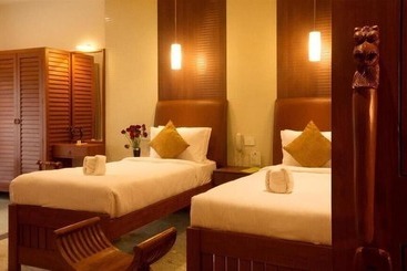 Отель Mayapuri Amira