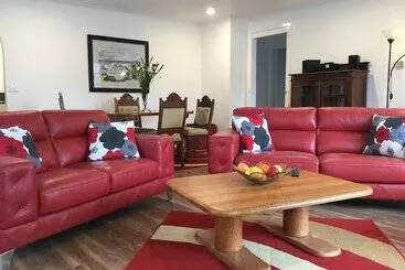 Turistihuoneistot Ocean Beach Villa