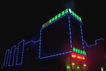 Hotel Greentree Inn Jiaxing Zhapu Jiulong Mountain Express
