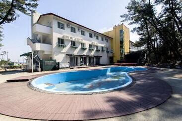 Pinebeach Hotel Pohang