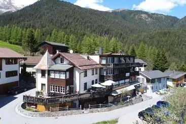 Hotel Sonnenhalde