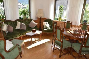 ベッドアンドブレックファースト Garni Glurnserhof