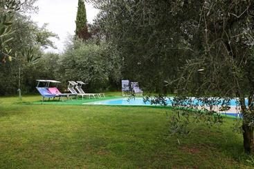 مبيت وإفطار San Giorgio Lazise