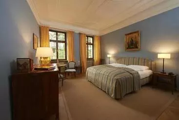 Hotelli Schloss Englar