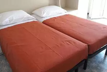 B&b   Meuble    Hotel  Cordiale