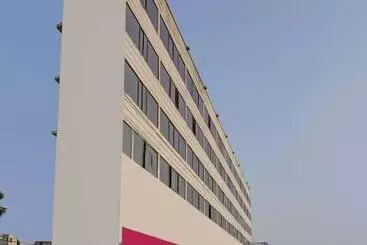 Otel Mani International