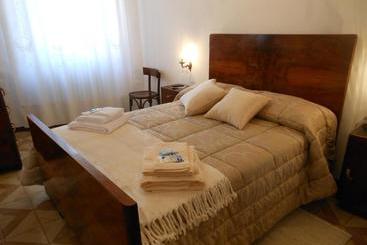 B&b Le Stanze Del Chiostro