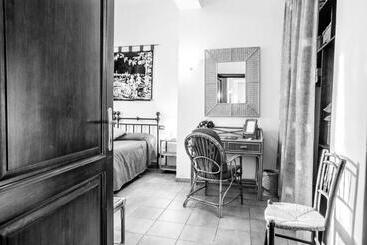 تختخواب و صبحانه La Villa Di Lucia