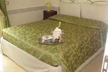 Aamiaismajoitus (B&B) Villa Elisa