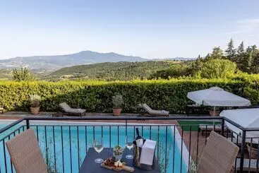 ホテル Si Montalcino
