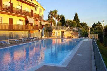 هتل Albergo Panoramica