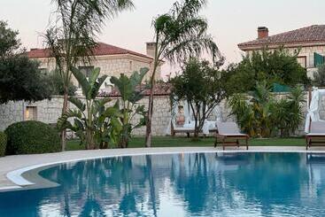 בית מלון כפרי Triangulo