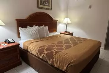 Motelli Carom Inn Denham Springs  Baton Rouge