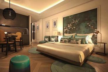 هتل La Merced Suites