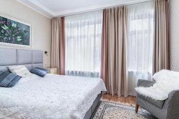 هتل Parus Boutique