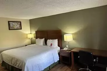 ホテル Econo Lodge Huntington   Barboursville University Area