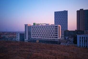 Otel Holiday Inn Express Nantong Textile City, An Ihg