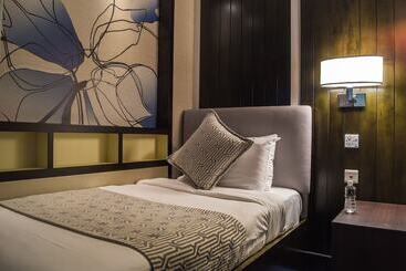 هتل Ambassador Transit Lounge Singapore T3