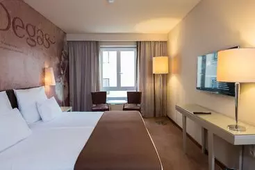 Hotell Vila Gale Porto Ribeira