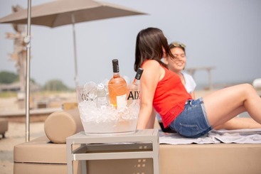 דירות לתיירים Oasis Punt West Hotel & Beach Resort