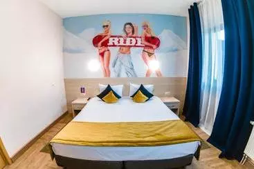 Boogelwoogel Bar&hotel Rosa Khutor