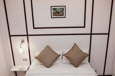 فندق The Loft Room Ubon