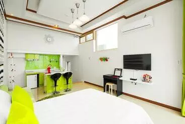 Huoneisto Sea & Pine Pension