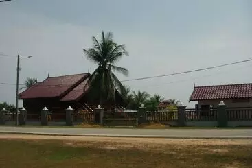 Apartamenty turystyczne Bayu Beach Penarek