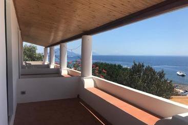 בית מלון כפרי Ericusa