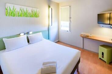 فندق Ibis Budget Bollene