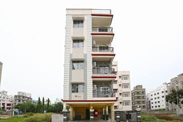 فندق Oyo 590 Violet Guest House