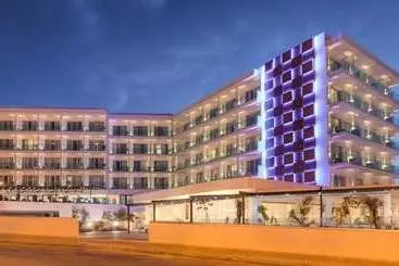 The Blue Ivy Hotel & Suites