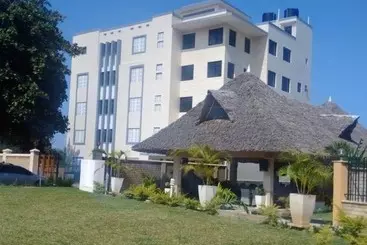 Mawenzi Resort  Mtwapa