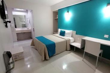 فندق Capital O Sc