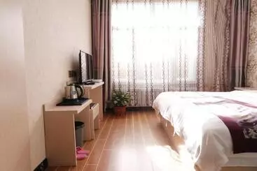 Hotelli 哈尔滨机场东方红运宾馆