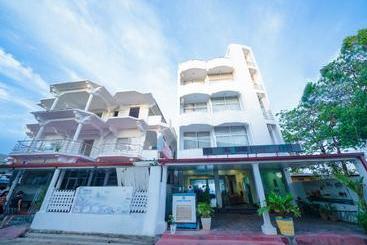 Bed and Breakfast Trinncotopazbeach