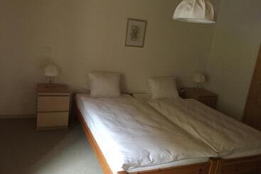 酒店 Auberge De La Bouege