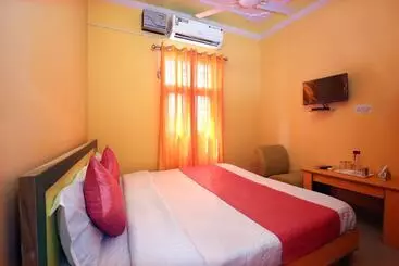 Oyo 9038 Hotel Comfort