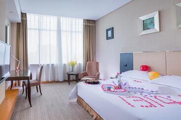 Vienna International Hotel Shenzhen Hua Nan City