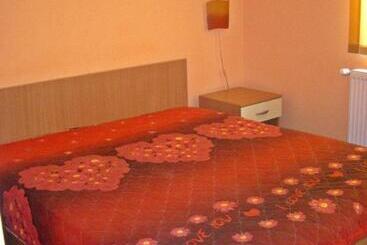 בית מלון כפרי Restaurant Vodenitsata