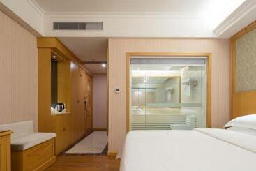 Vienna Hotel Shenzhen Buji Ganli Road