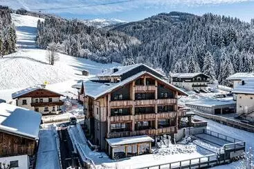 ホテル Almmonte Sensum Suites Boutique