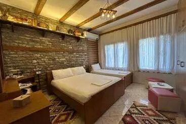 Otel Ahmetaj Guest House