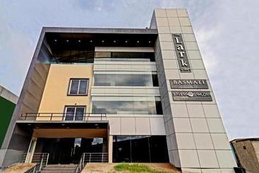 Hotel Treebo Trend Dharan Residency