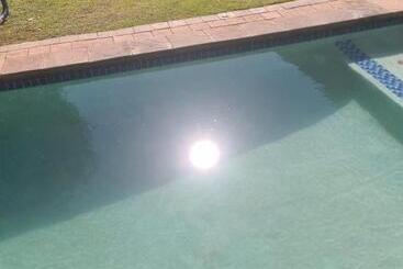 住宿加早餐 Jakkalsdraai Guest House