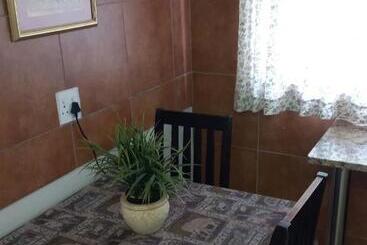 مبيت وإفطار Jakkalsdraai Guest House